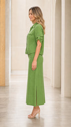Side profile view of green matching set
