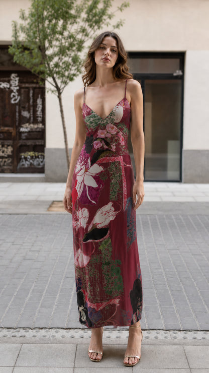 Front view of model wearing Burgundy floral print maxi dress