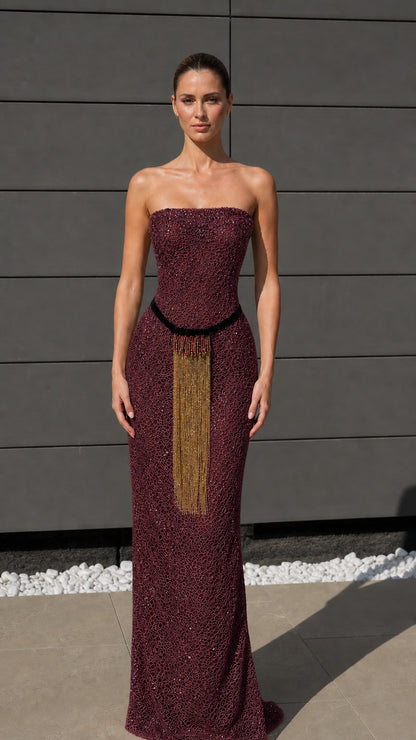 Front view in burgundy color variant